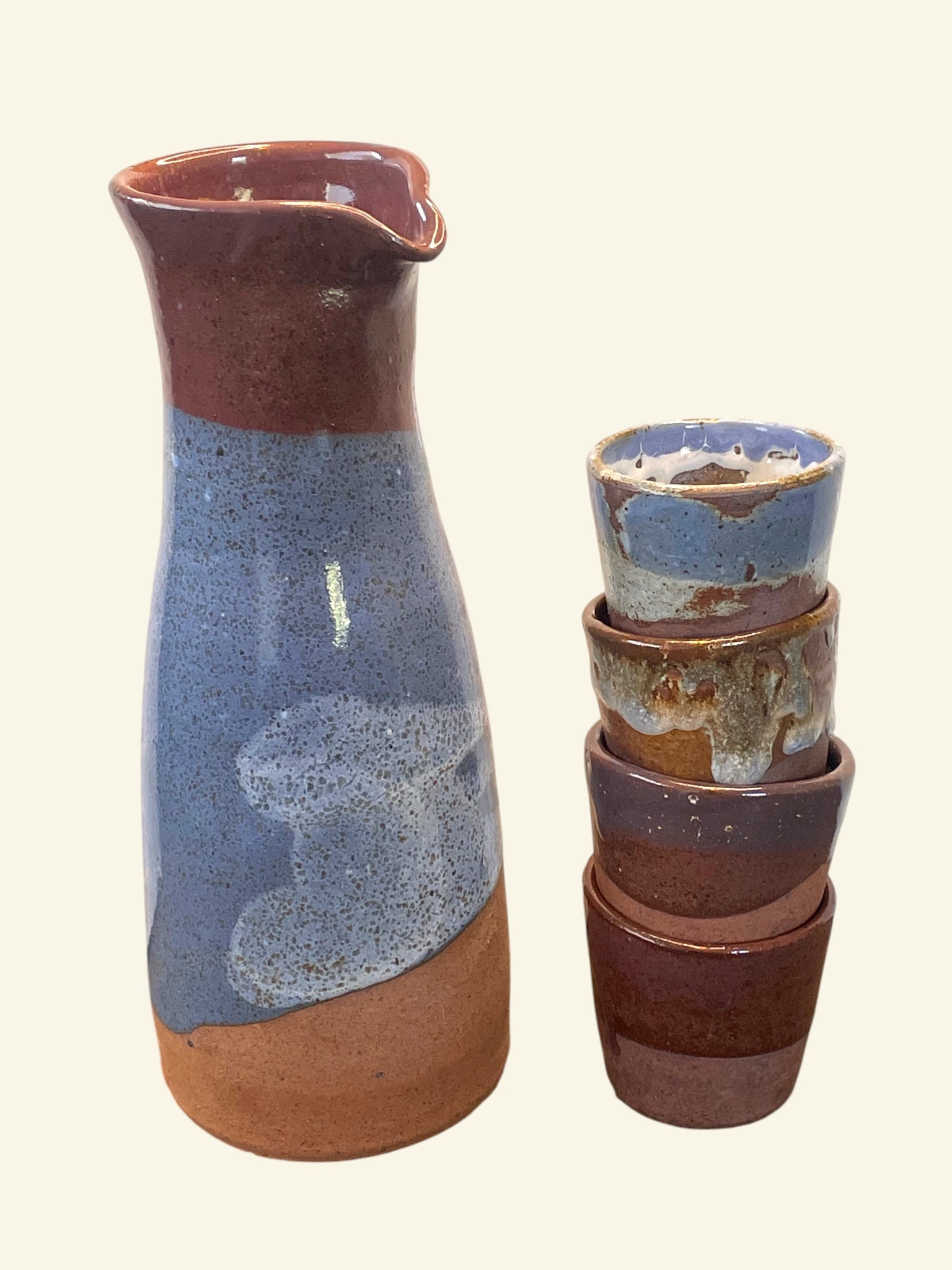 Jarra Pisco Sour Gres Azul Cobalto + 4 Vasos — Set Encuentro