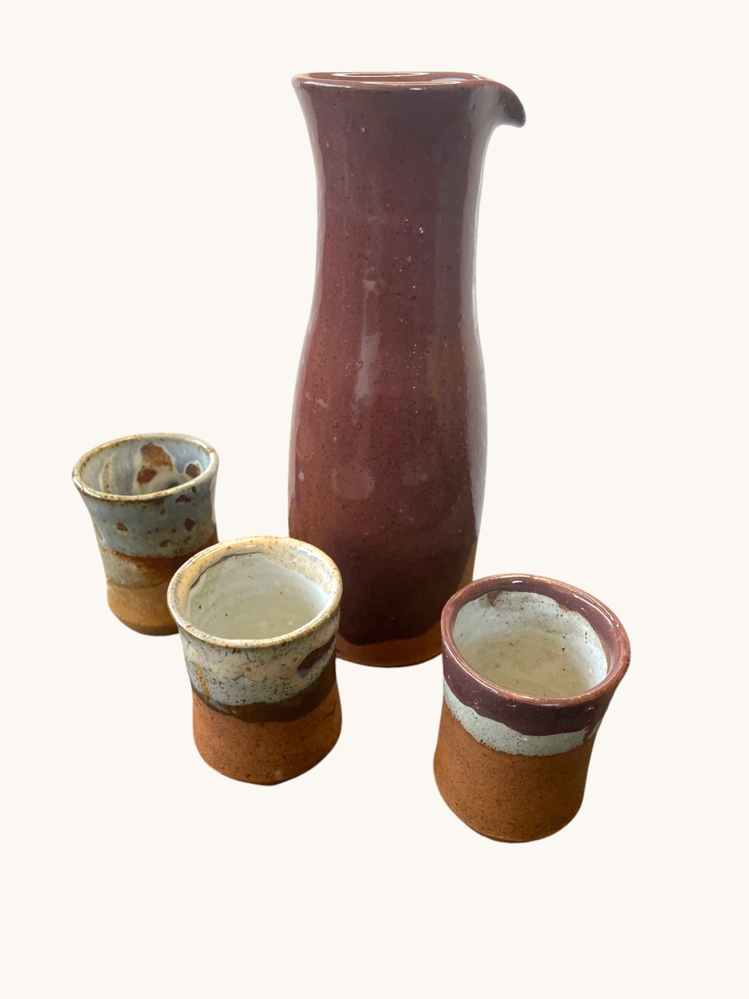Jarra Pisco Sour Gres Borgoña + 3 Vasos — Set Encuentro
